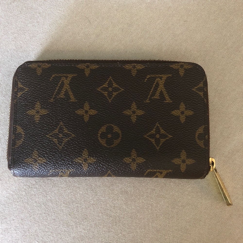 Louis Vuitton Zippy Compact Wallet (discontinued)